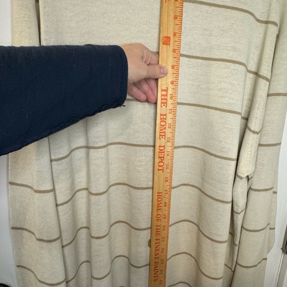 Mens Quiksilver sweater sz XXL lightweight beige.  E1.2 - Picture 11 of 12